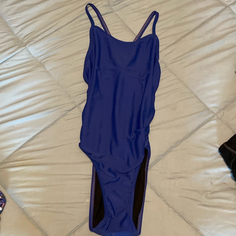 Iswim women’s swimsuit